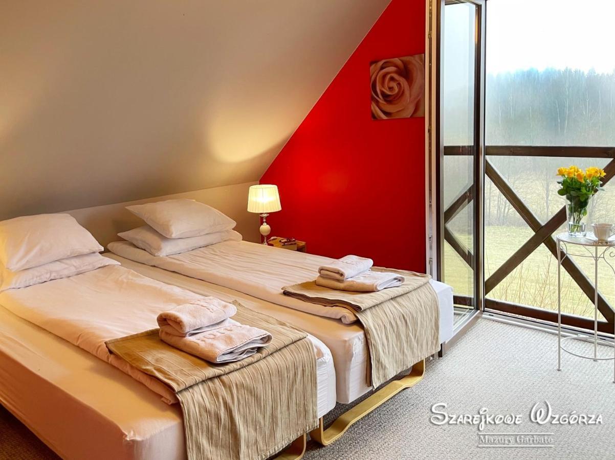 Szarejkowe Wzgorza Hotel Szarejki Ngoại thất bức ảnh