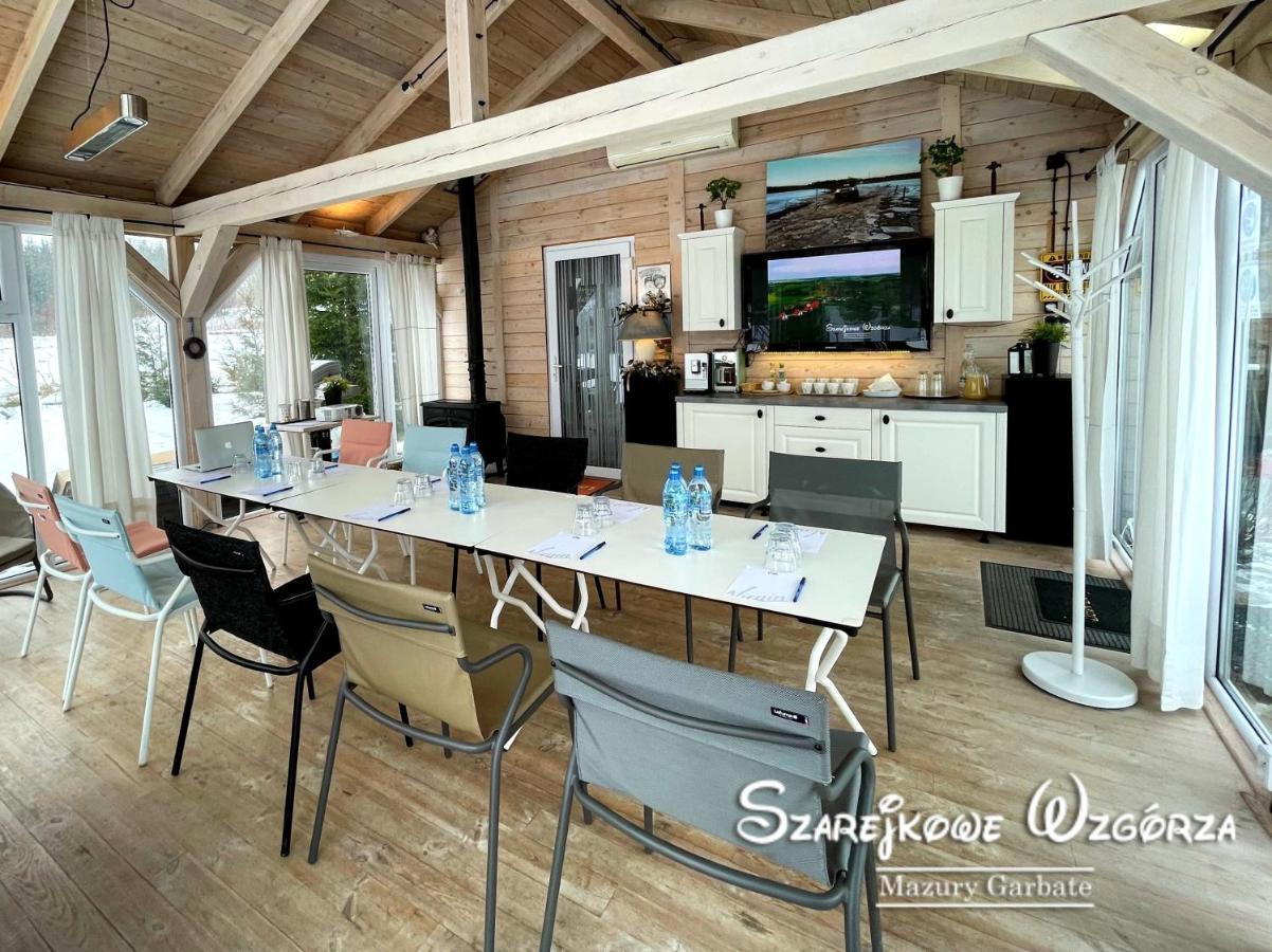 Szarejkowe Wzgorza Hotel Szarejki Ngoại thất bức ảnh