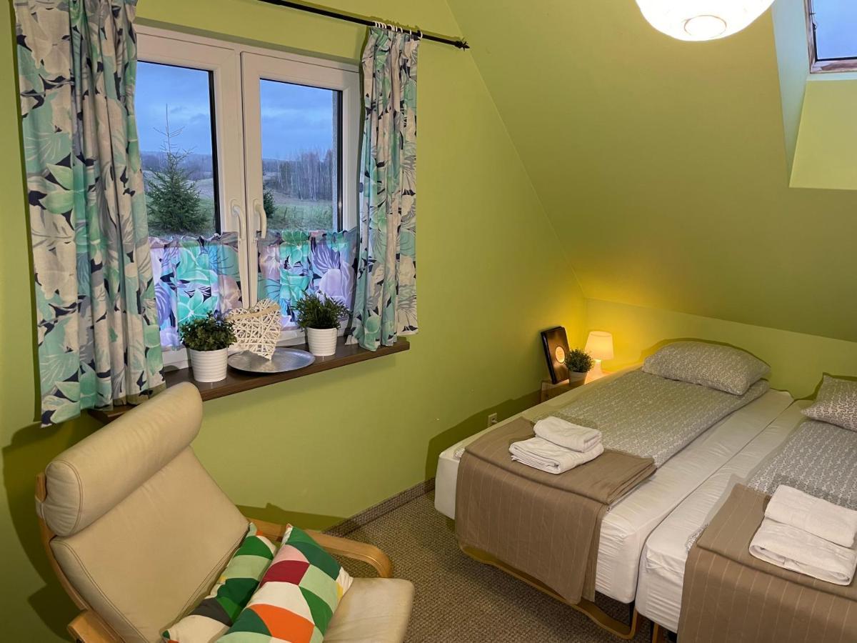Szarejkowe Wzgorza Hotel Szarejki Ngoại thất bức ảnh