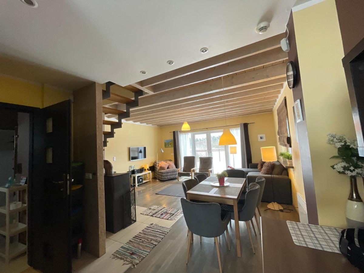 Szarejkowe Wzgorza Hotel Szarejki Ngoại thất bức ảnh
