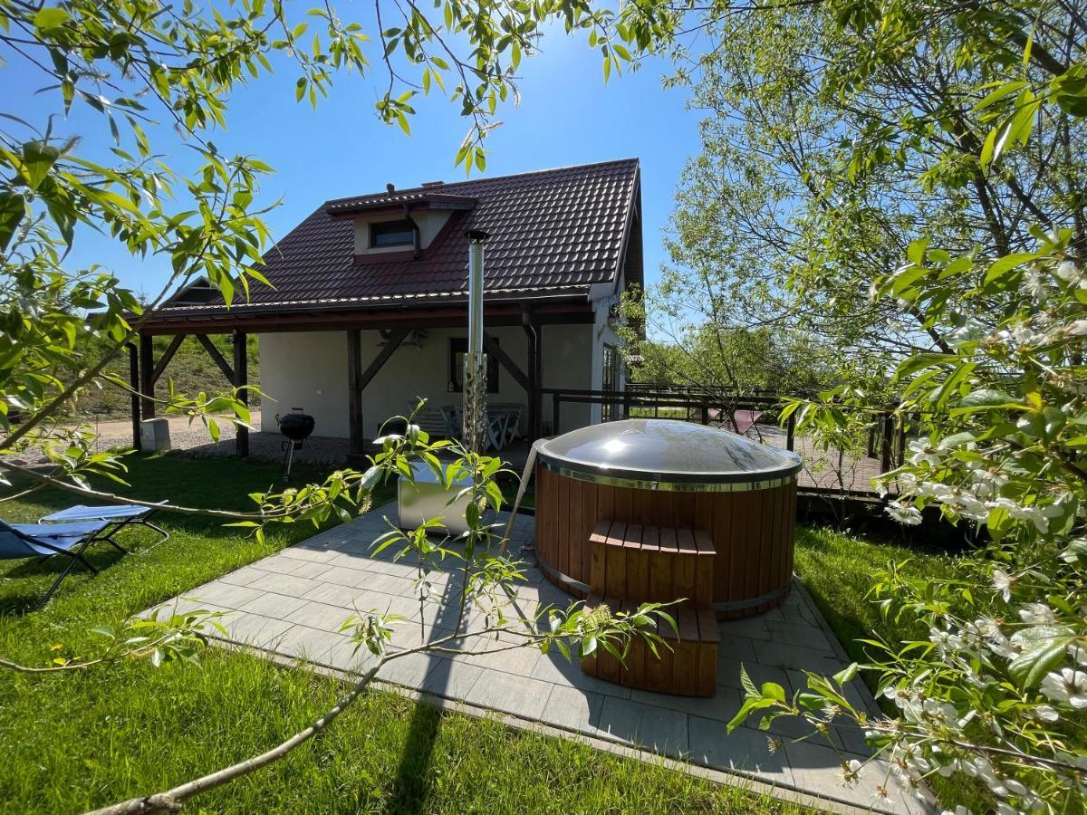 Szarejkowe Wzgorza Hotel Szarejki Ngoại thất bức ảnh